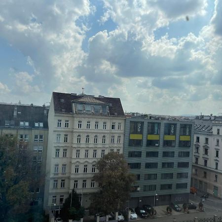 Rooftop Room With Terrace. Vienne Extérieur photo