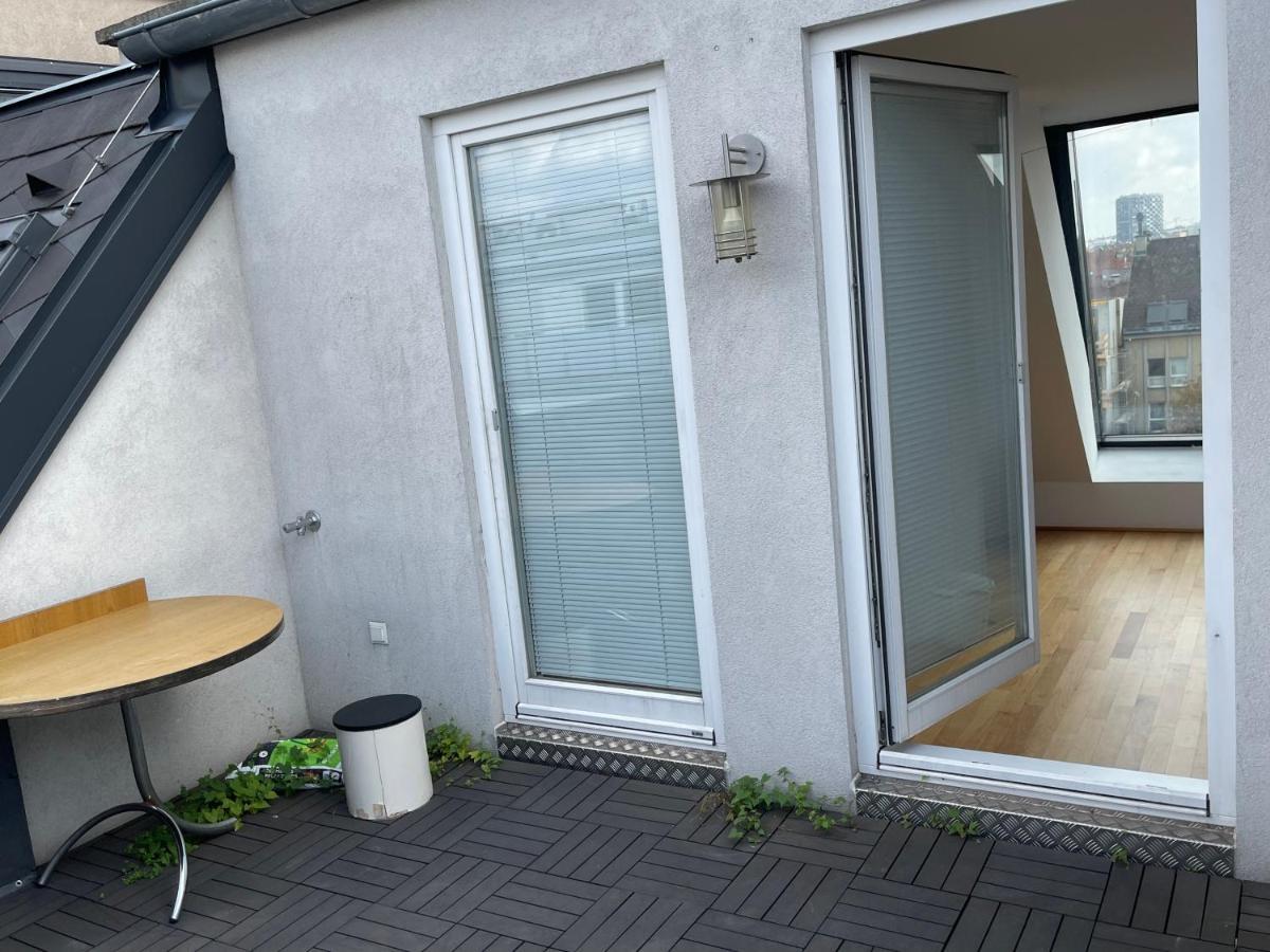 Rooftop Room With Terrace. Vienne Extérieur photo